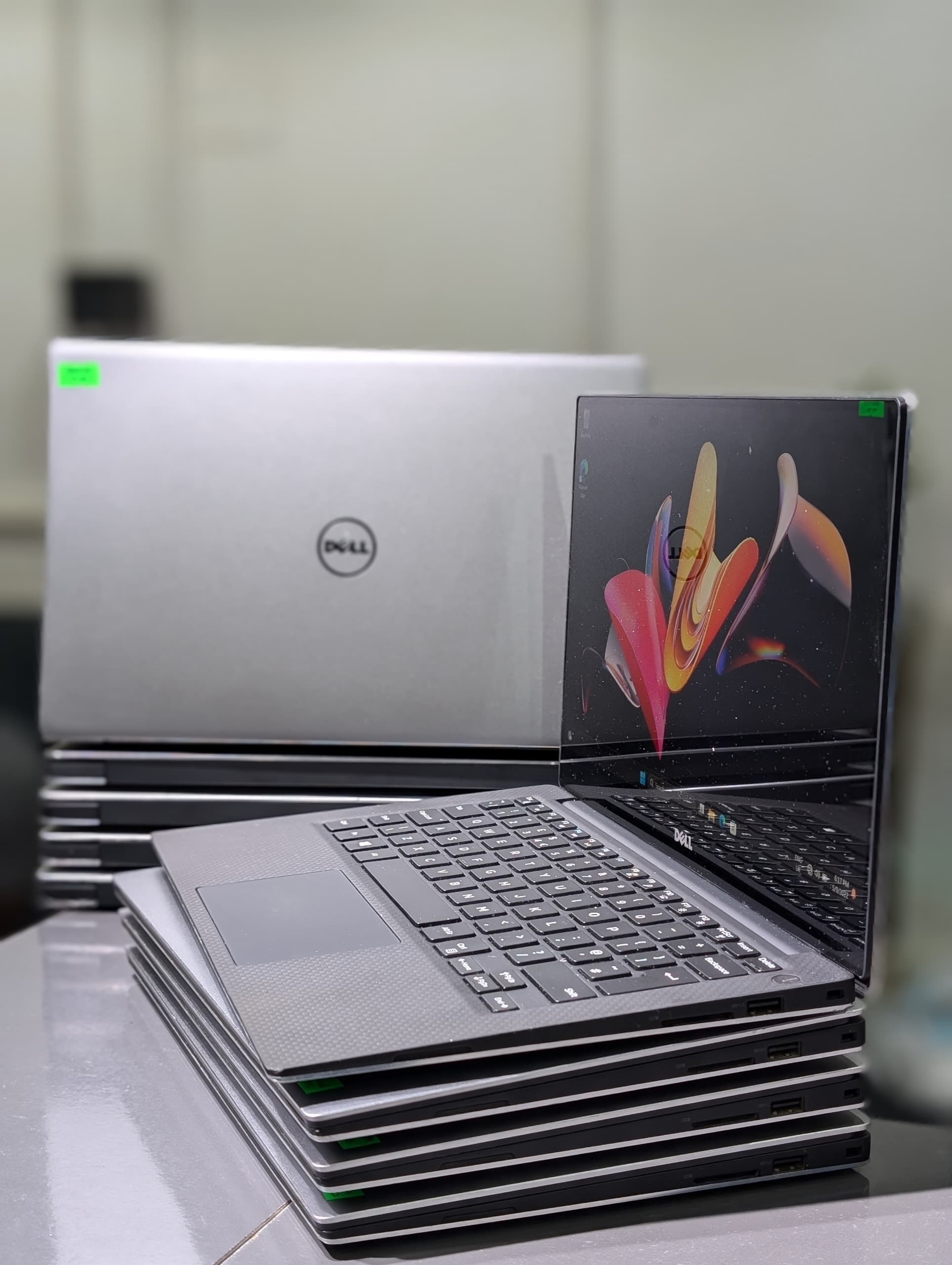 Dell XPS 9360 || Intel Core i7-7500U 7th Generation || 